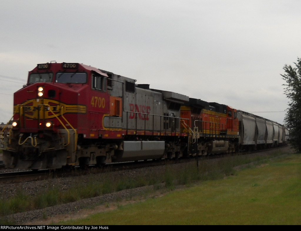 BNSF 4700 West